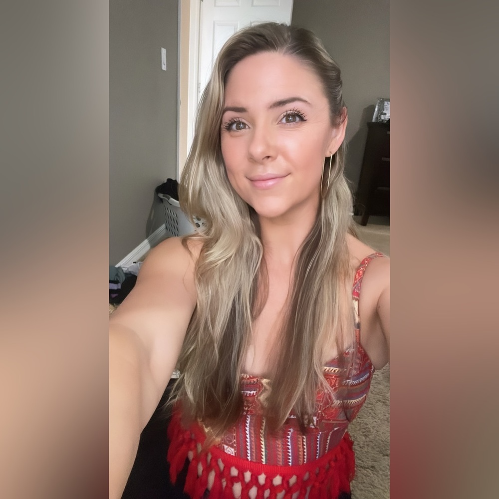 Meet your Posher, Stephanie